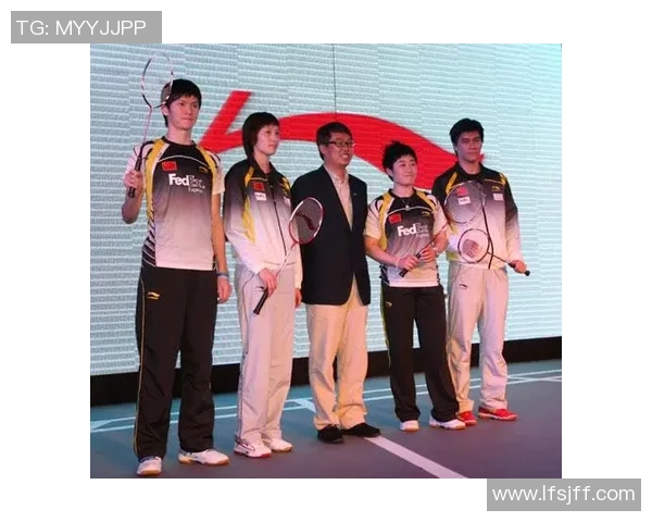 南京羽毛球队在邀请赛中的默契配合与战术执行分析